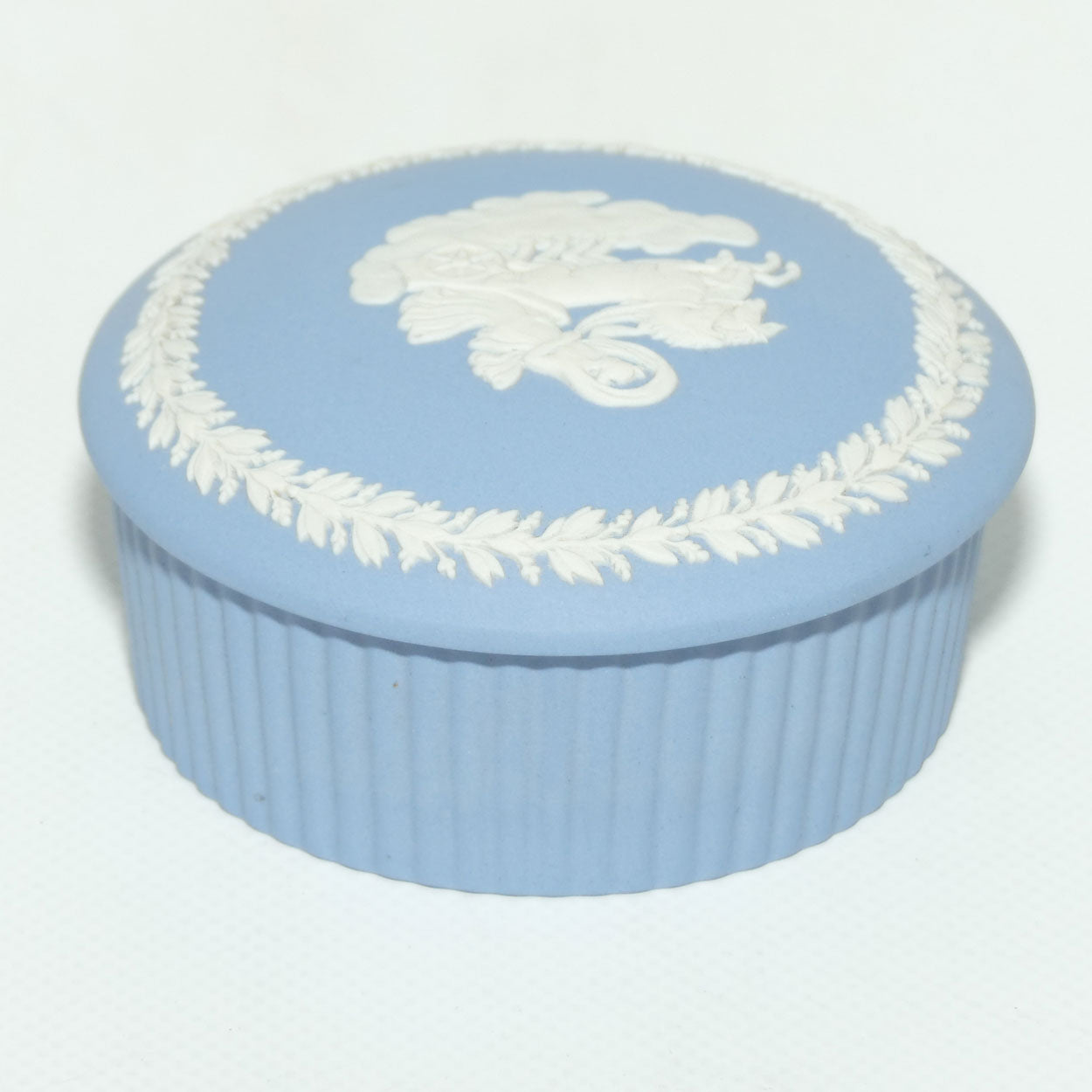 Wedgwood Jasper | White on Pale Blue | Aurora trinket | Ribbed base