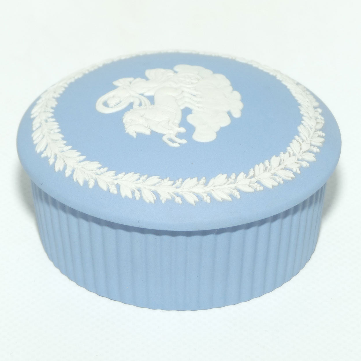 Wedgwood Jasper | White on Pale Blue | Aurora trinket | Ribbed base