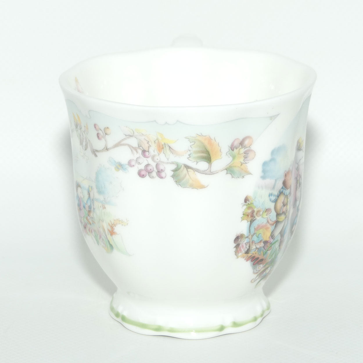 Royal Albert Wind in the Willows Giftware | Autumn in the Wild Wood mug