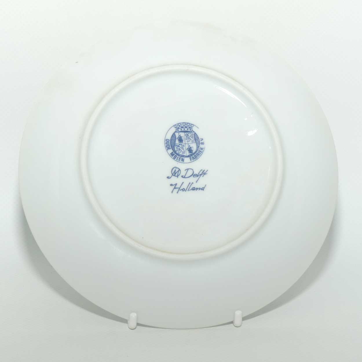 Delft Holland plate | Basket of Flowers