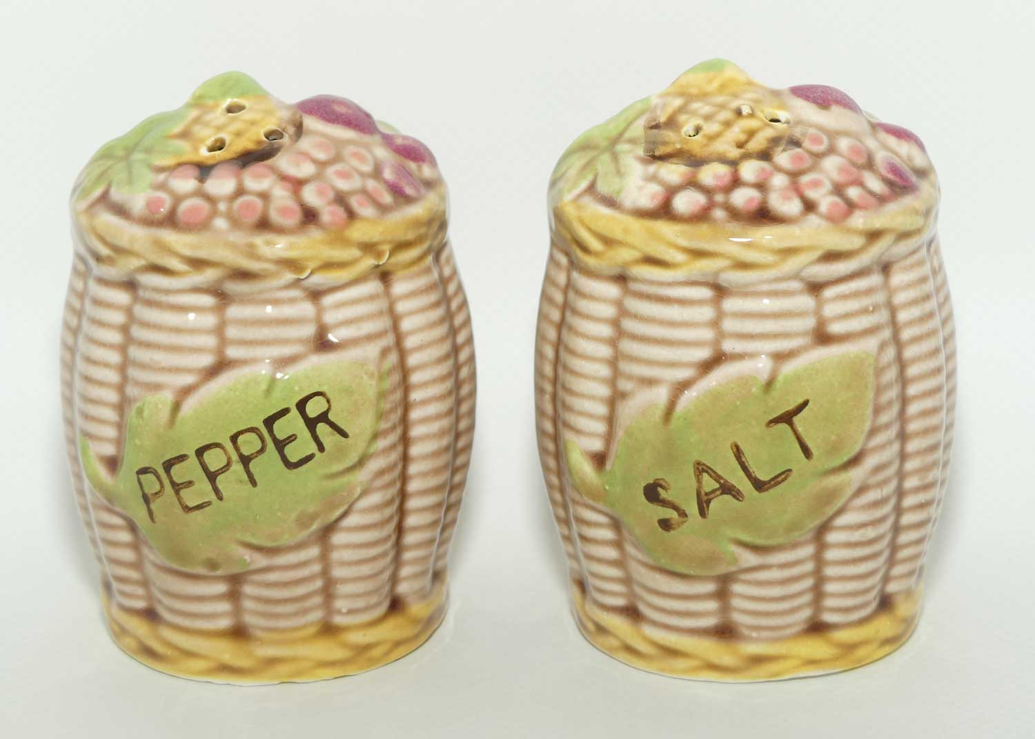 Novelty 1950's Japan Basket of Fruit salt and pepper shakers