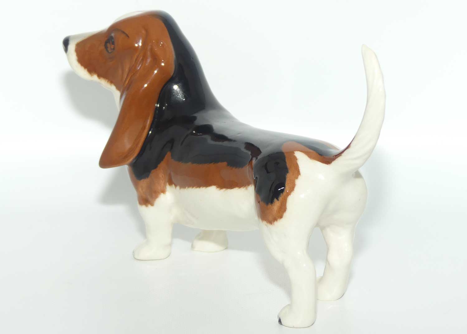 #2045A Beswick Basset Hound Fochno Trinket