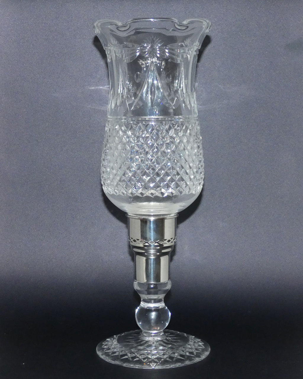 stuart-crystal-england-beaconsfield-pattern-storm-lamp