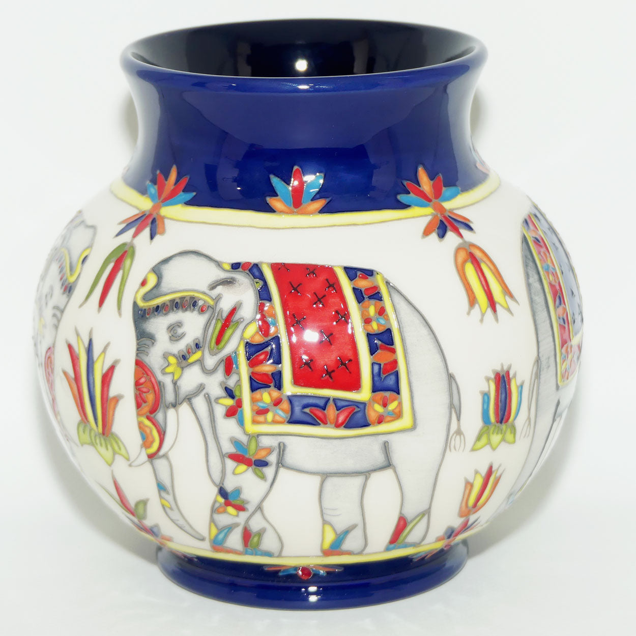 Moorcroft The Beauty Parade vase | Shape 914/6 | LE 24/30