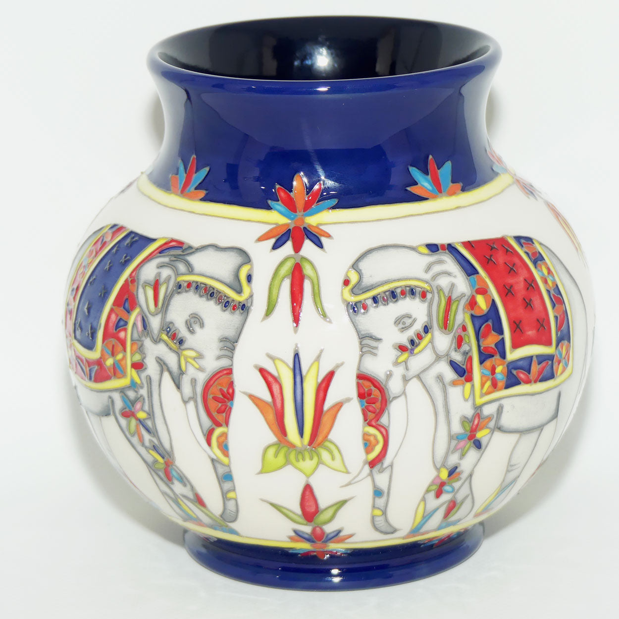 Moorcroft The Beauty Parade vase | Shape 914/6 | LE 24/30