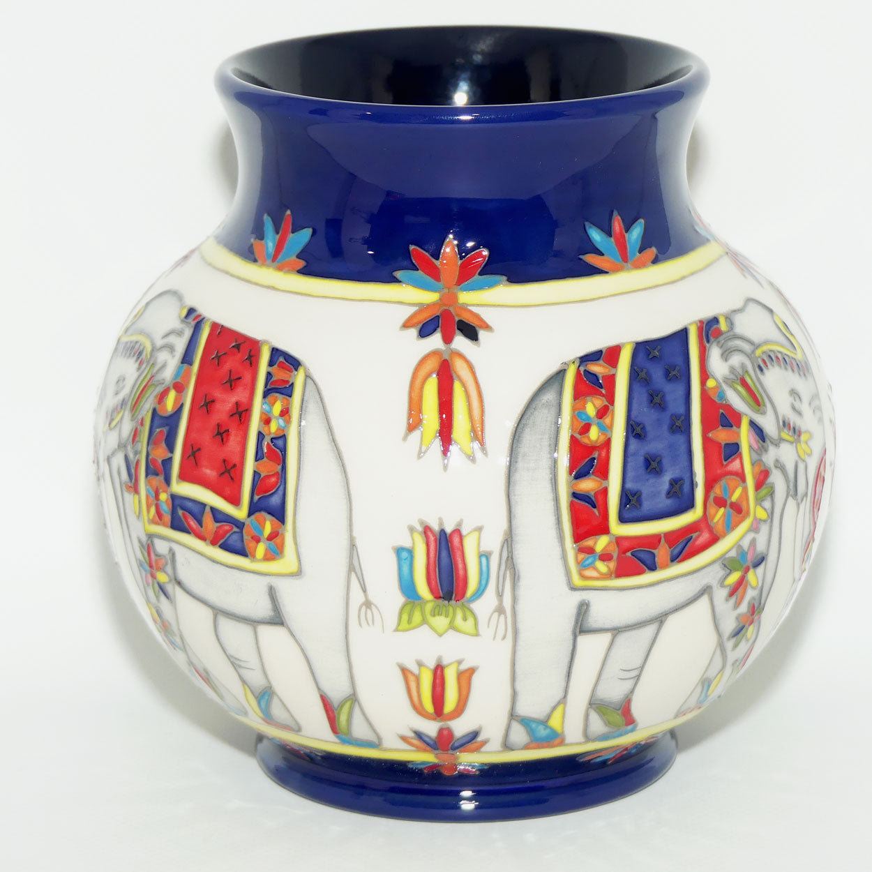 Moorcroft The Beauty Parade vase | Shape 914/6 | LE 24/30