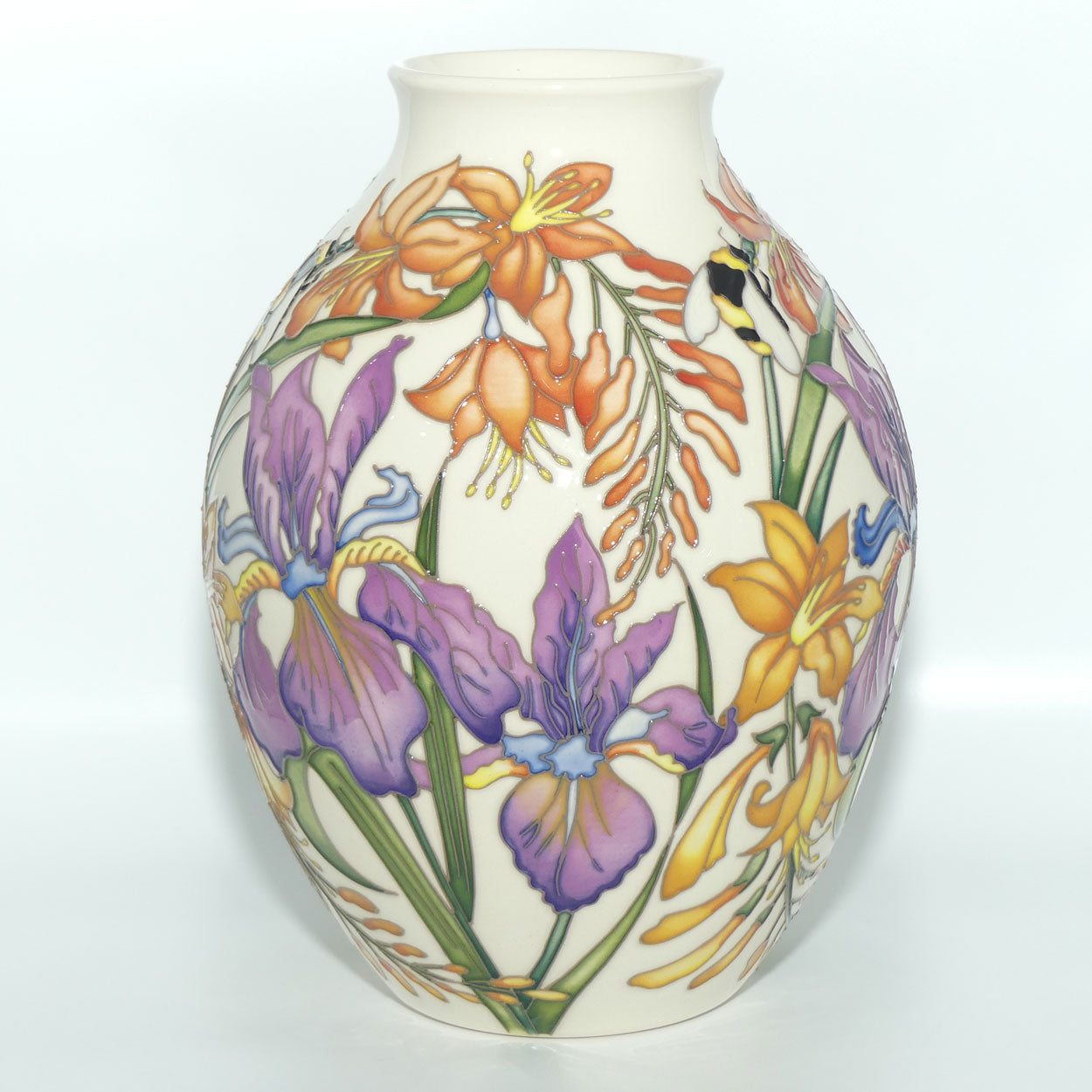 Moorcroft Bees Delight vase | Shape 3/8 | LE4/15
