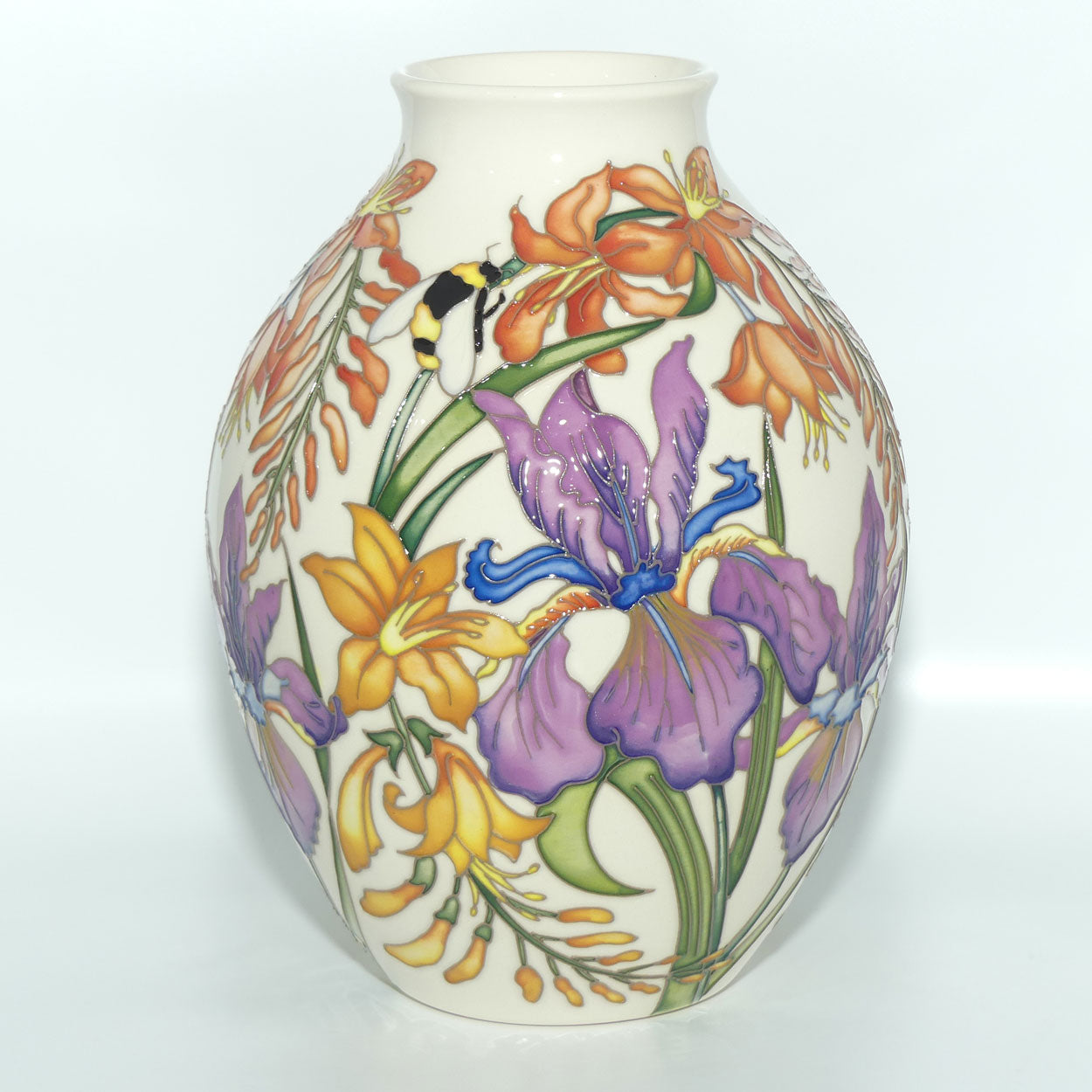 Moorcroft Bees Delight vase | Shape 3/8 | LE4/15