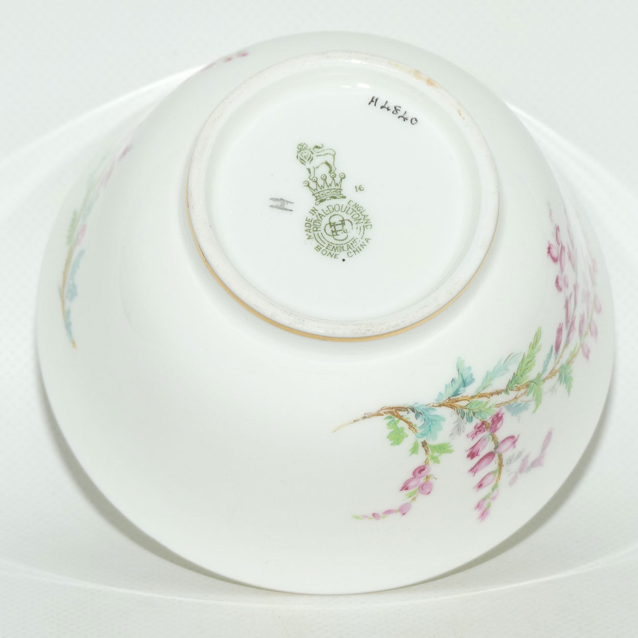 Royal Doulton Bell Heather pattern sugar bowl | H4840