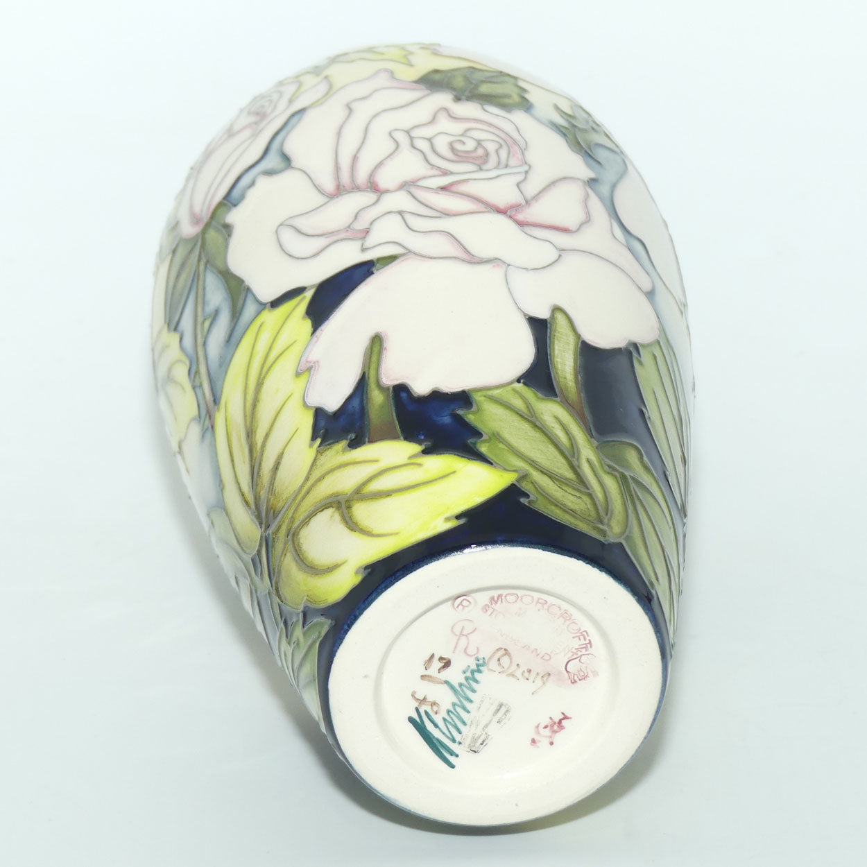 Moorcroft Bella Rosa 200/8 vase (Ltd Ed)