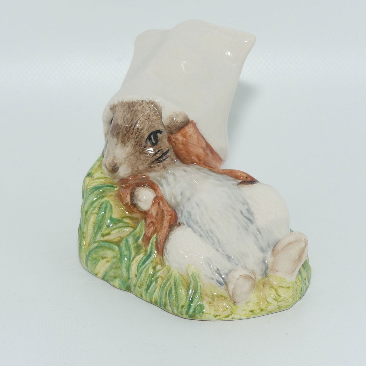 Royal Albert Beatrix Potter Benjamin Wakes Up