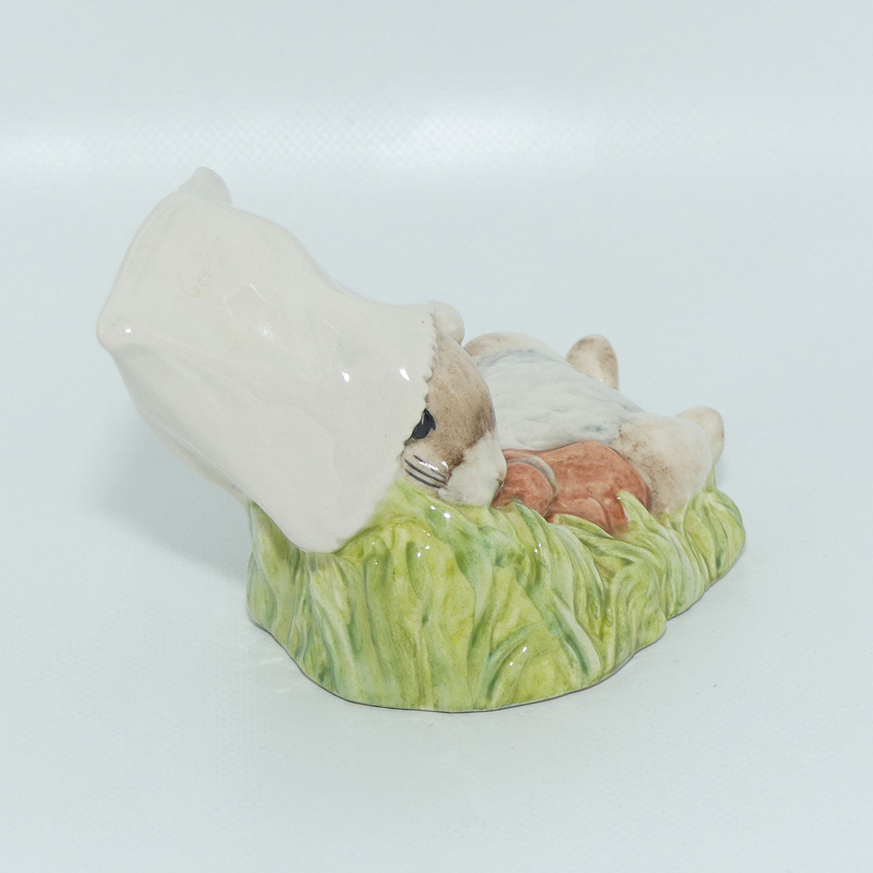 Royal Albert Beatrix Potter Benjamin Wakes Up