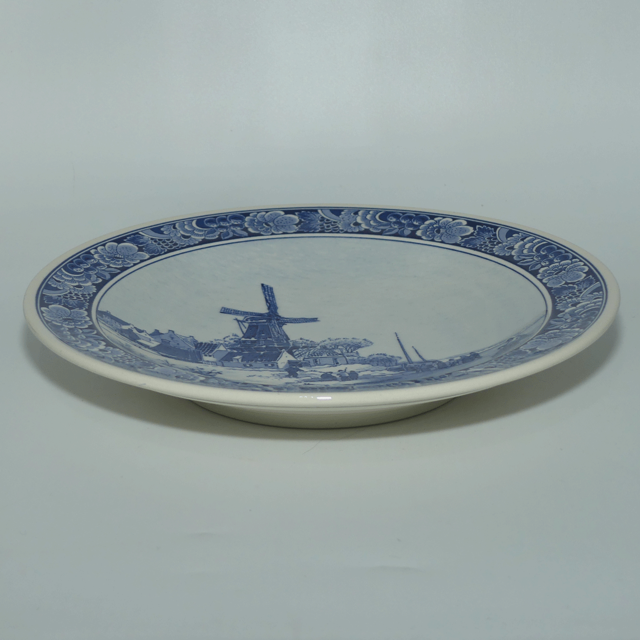 Royal Goedewaagen Delfts Blue and White bowl | Bevroren Rivier