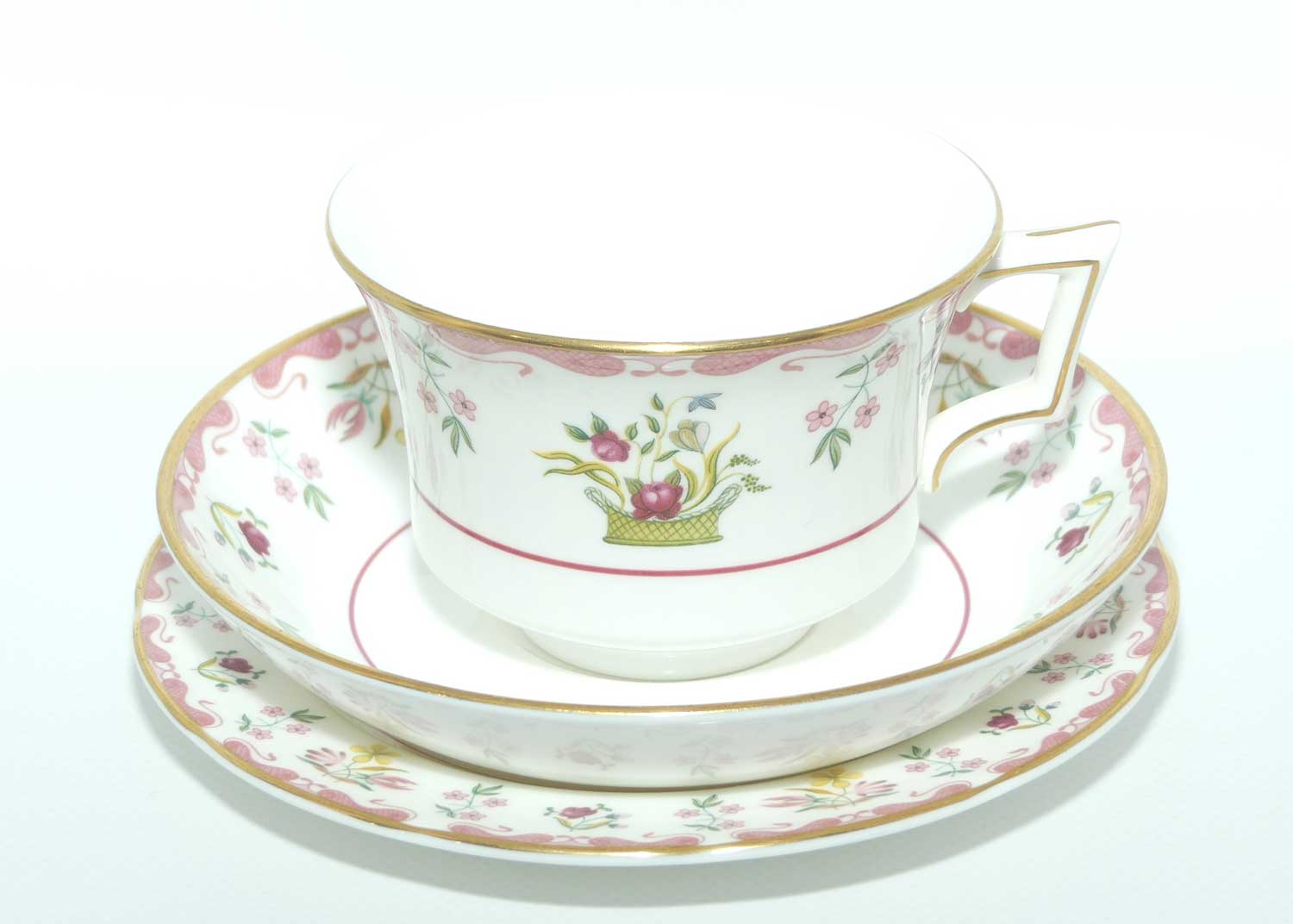 Wedgwood Bone China Bianca Williamsburg R4499 trio