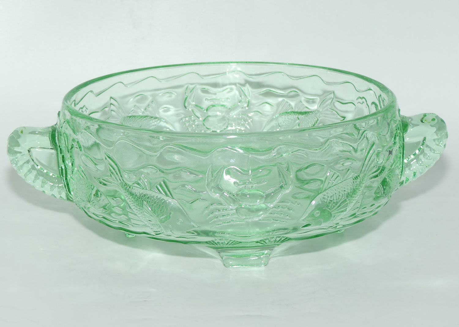 Bagley & Co England Art Deco green Glass Marine pattern twin handle bowl