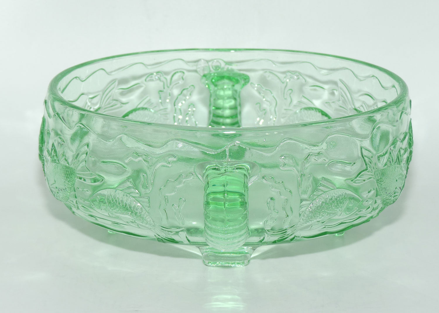 Bagley & Co England Art Deco green Glass Marine pattern twin handle bowl