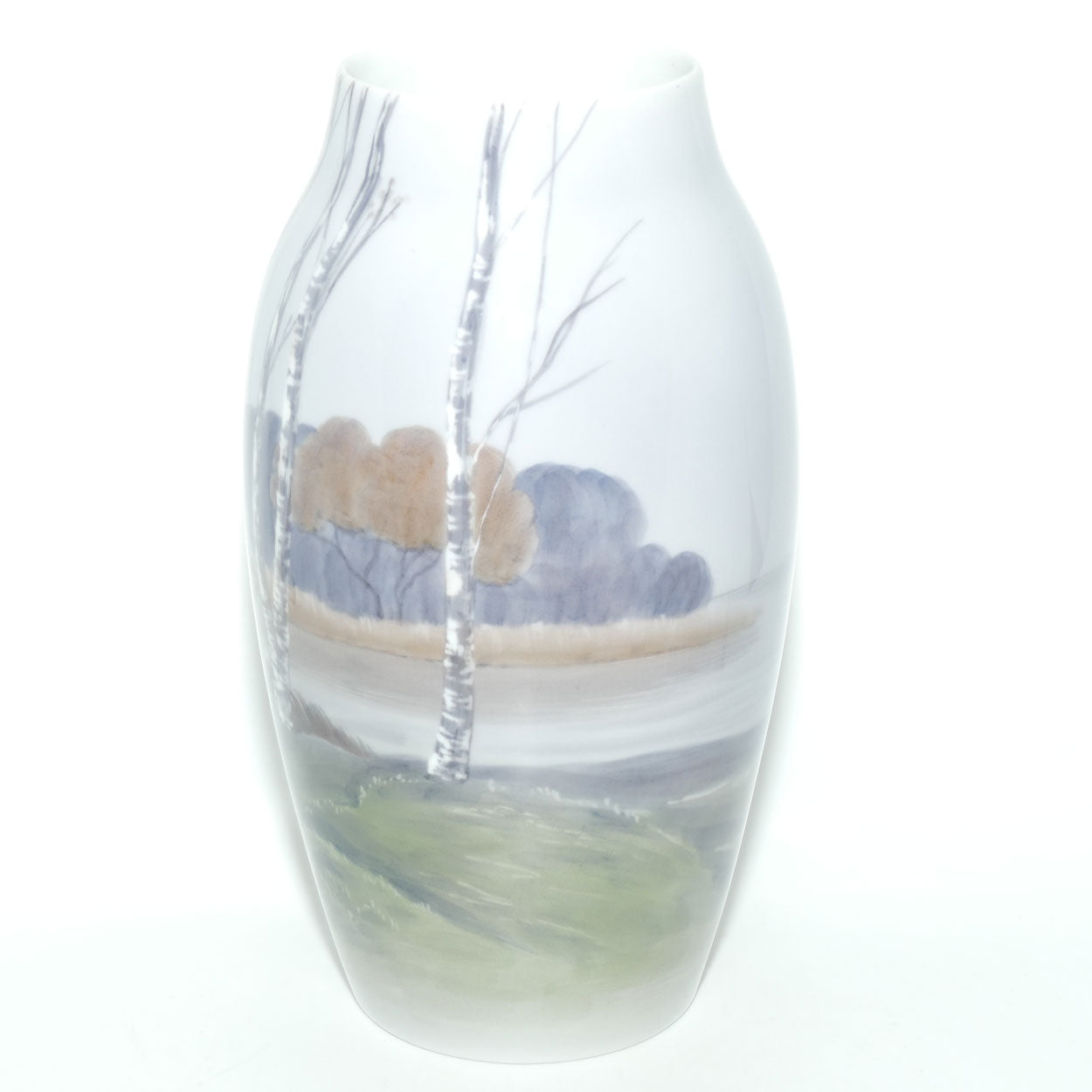 Bing and Grondahl vase | 8322 243 | Birch with Landscape