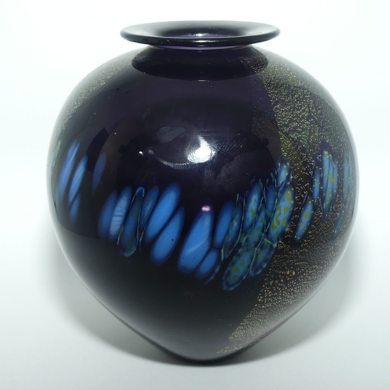 Australian Studio Art Glass | Brittania Creek Glass | Rob Knottenbelt vase