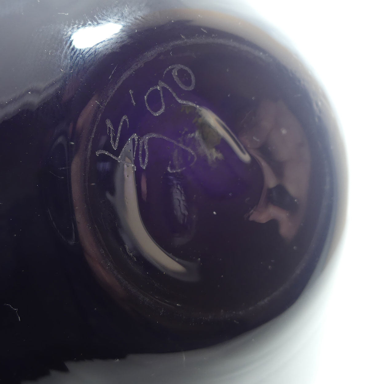 Australian Studio Art Glass | Brittania Creek Glass | Rob Knottenbelt vase