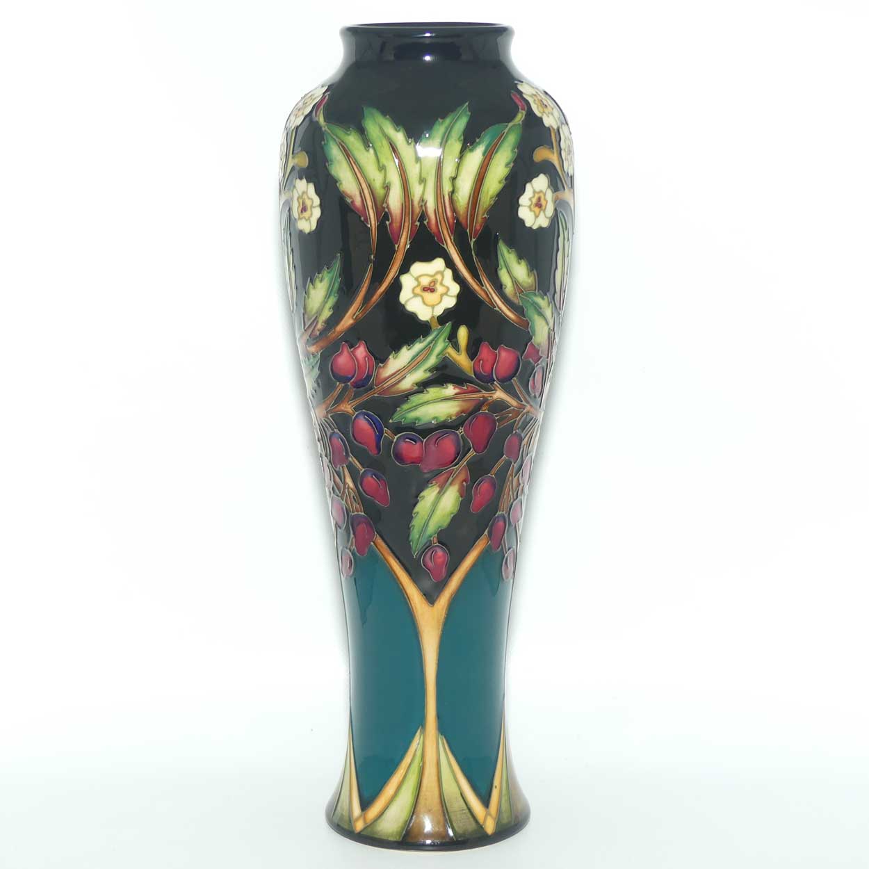 Moorcroft Blackwell vase | Shape 121/10