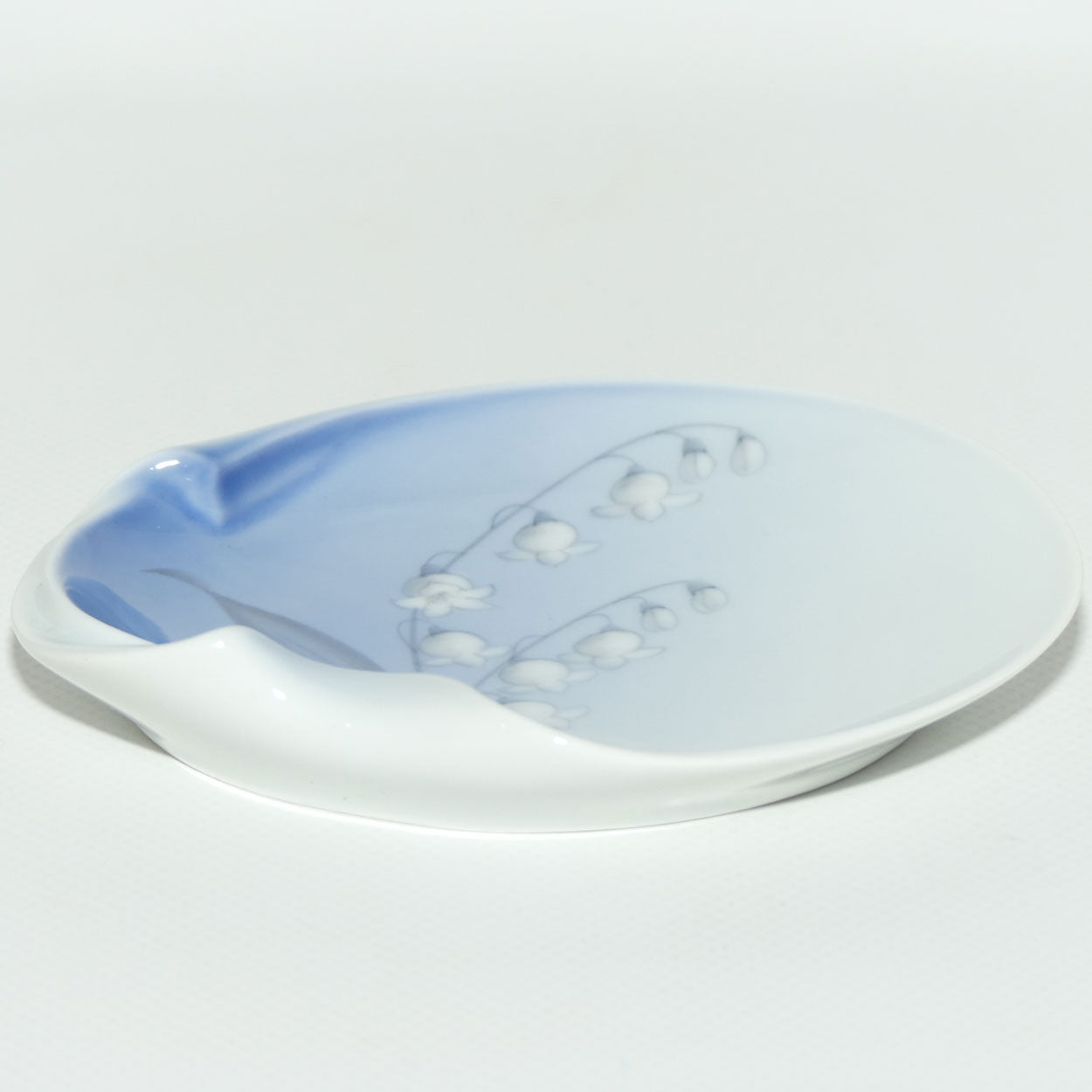 Bing and Grondahl Lily of the Valley figured tray | Convalla | #1288