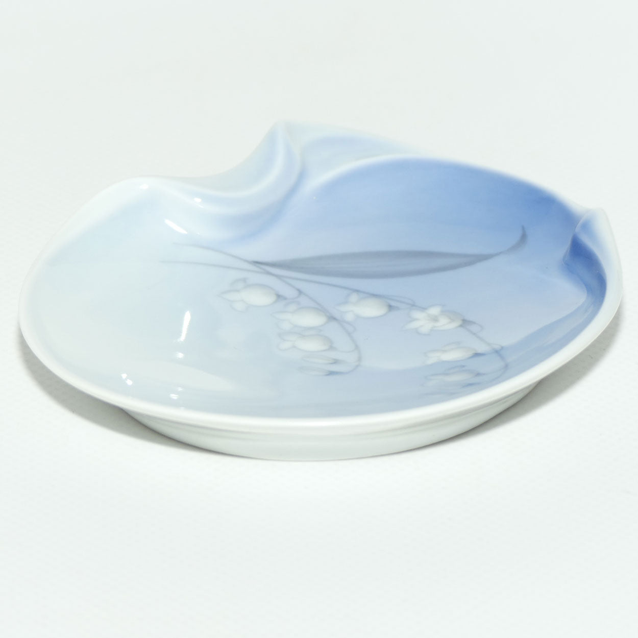 Bing and Grondahl Lily of the Valley figured tray | Convalla | #1288