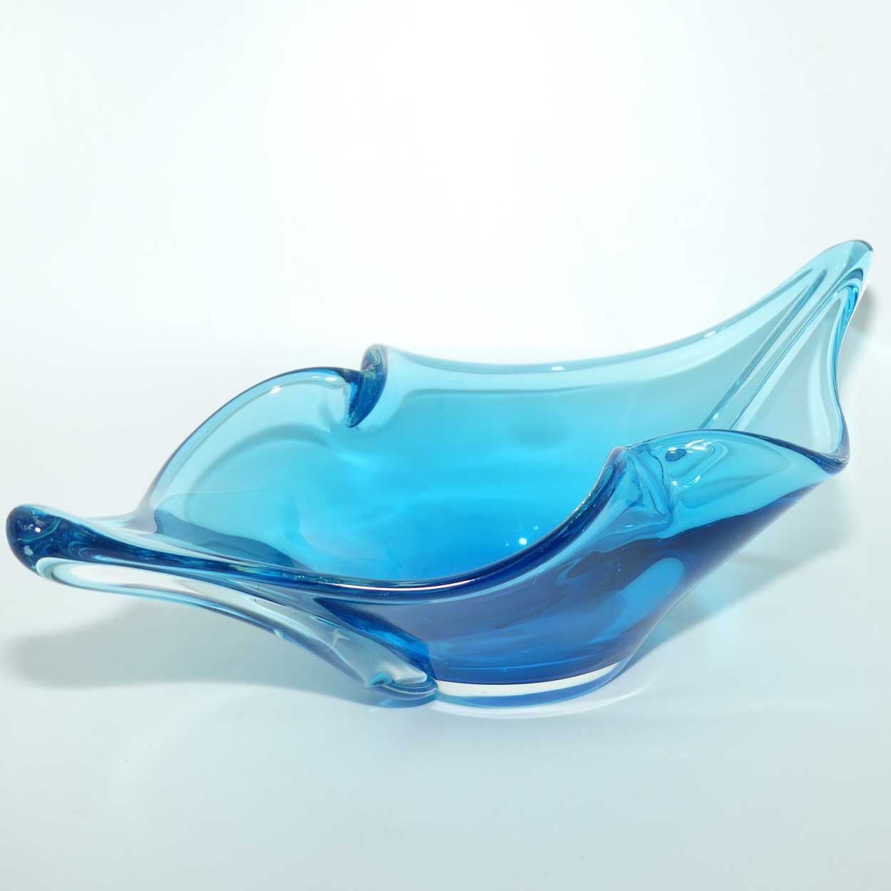 Iwatsu Glass Co Hineri Blue pinched side large centrepiece