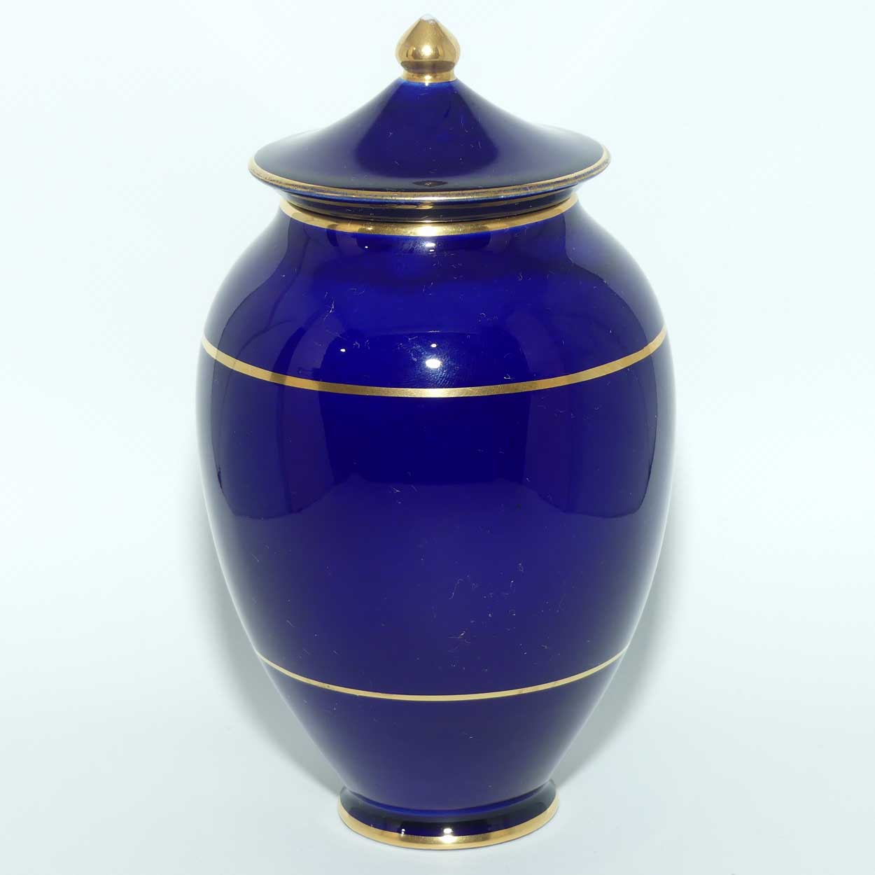 Crown Devon Fieldings Blue Lustre lidded urn with gilt trim