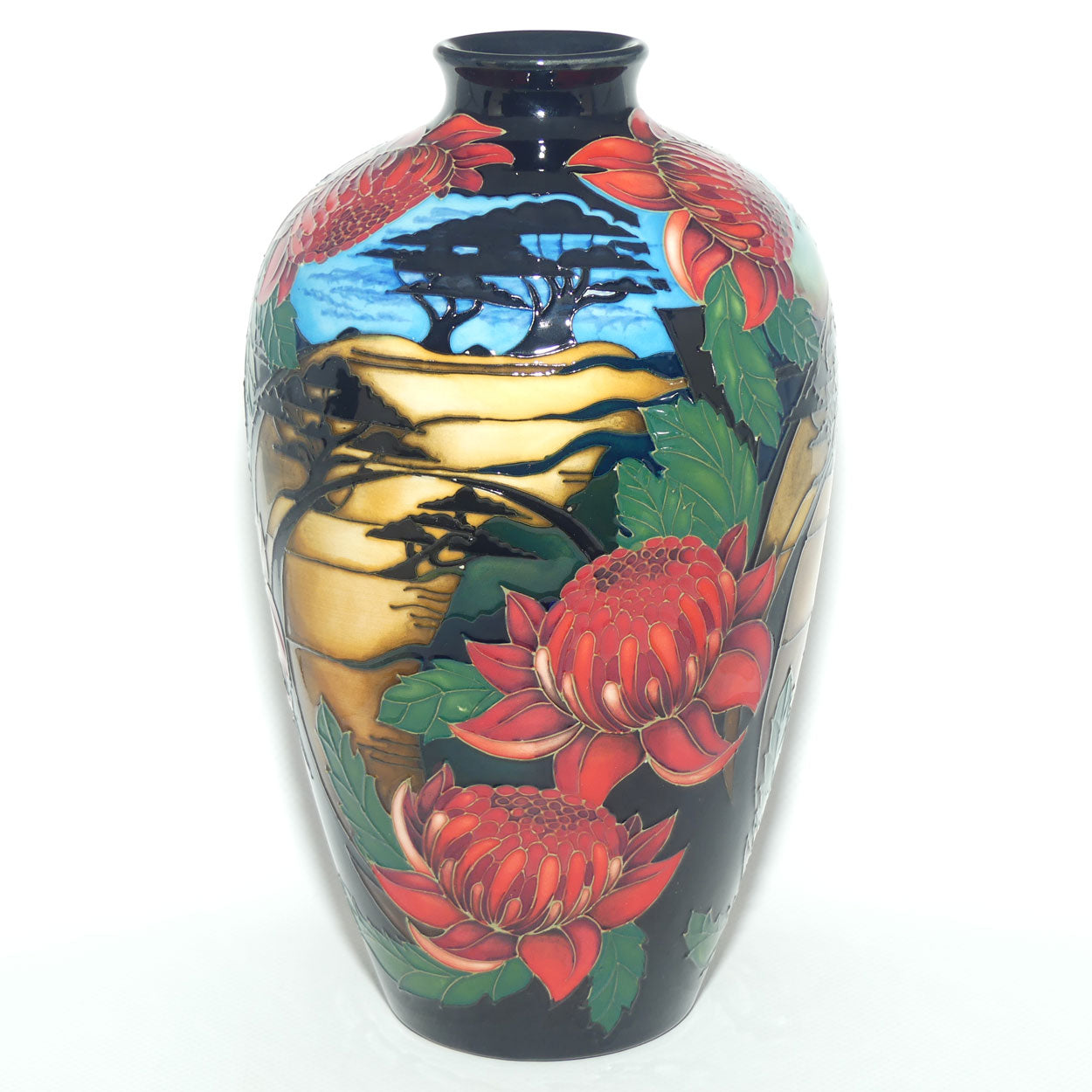 Moorcroft Blue Mountains Waratah vase | Shape 25/9 | TRIAL 15.3.2012 | #1
