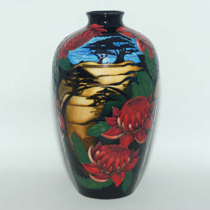 Moorcroft Blue Mountains Waratah vase | Shape 25/9 | TRIAL 15.3.2012