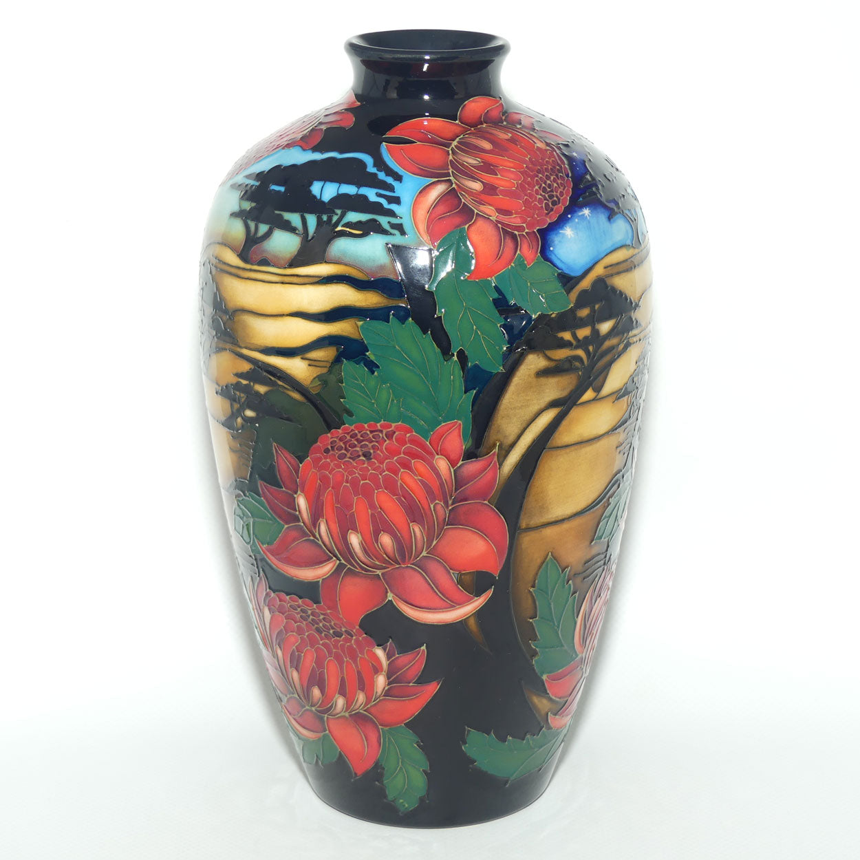 Moorcroft Blue Mountains Waratah vase | Shape 25/9 | TRIAL 15.3.2012 | #1