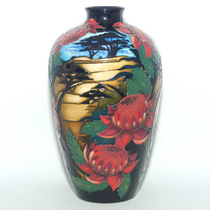 Moorcroft Blue Mountains Waratah vase | Shape 25/9 | TRIAL 14.3.2011