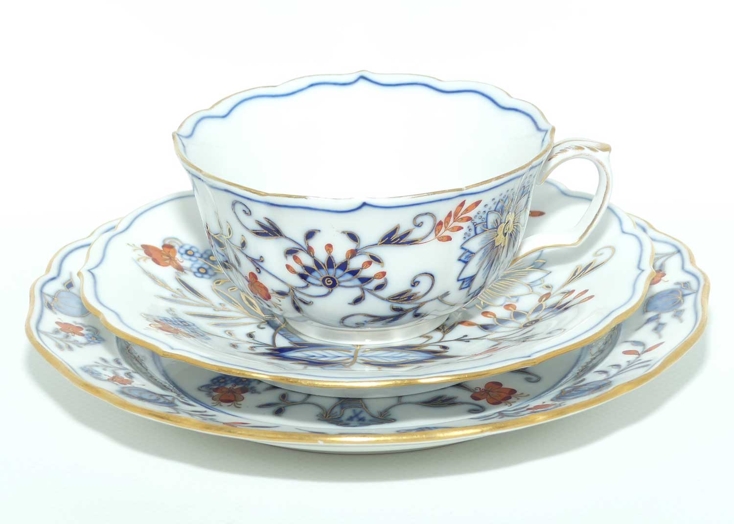Meissen Blue Onion with Red Accents and Gold tea trio