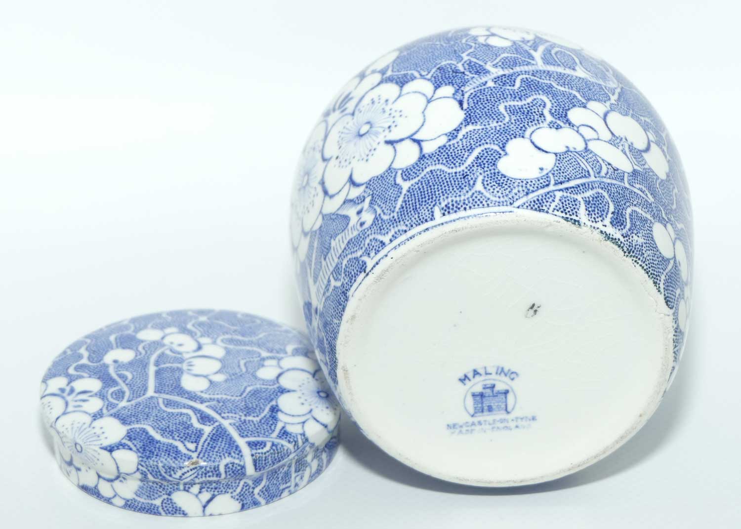 Maling Blue and White small tea caddy | ginger jar