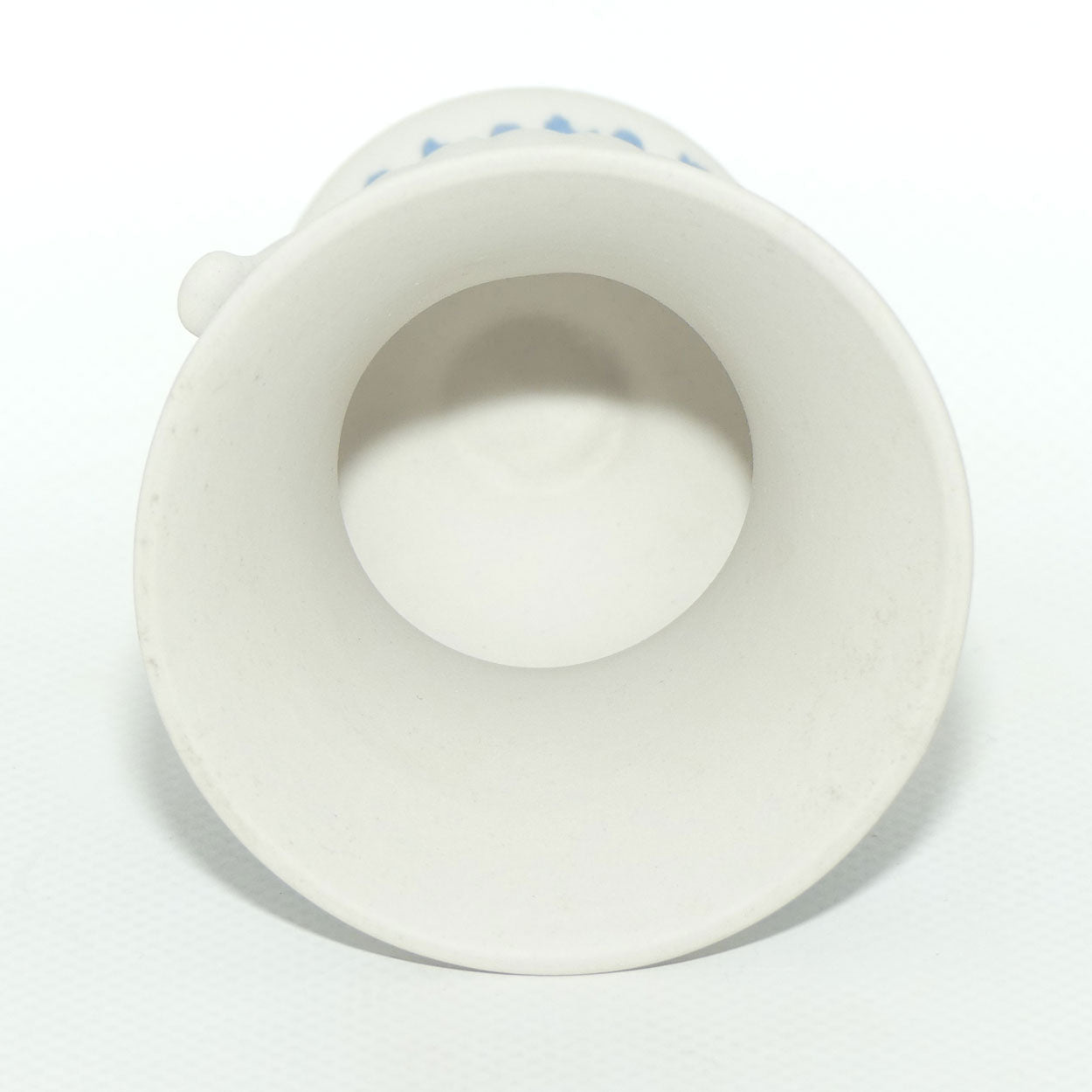 Wedgwood Jasper | Blue on White | Campagna vase | #2