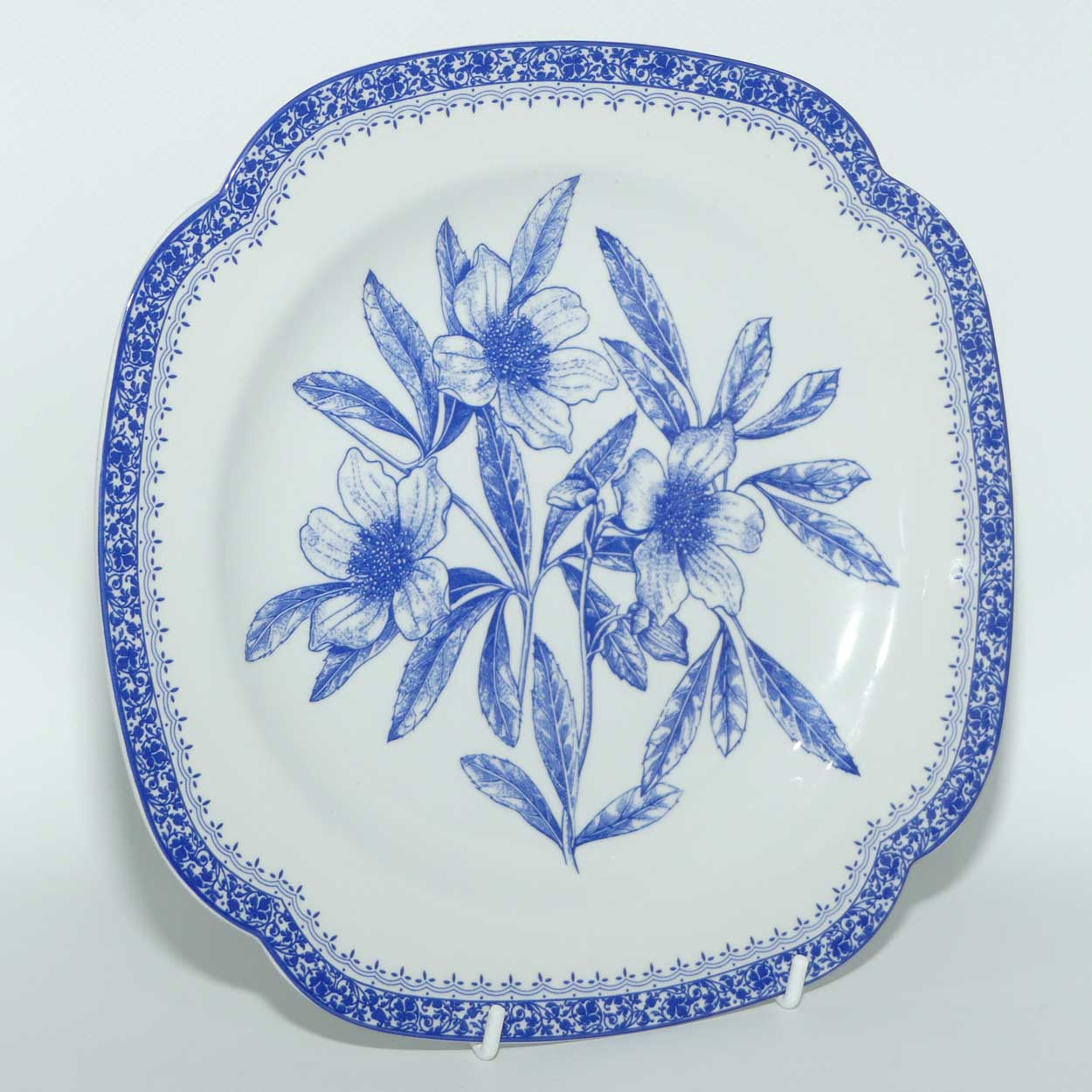Spode Blue Room Collection | Hellebore plate | 23cm