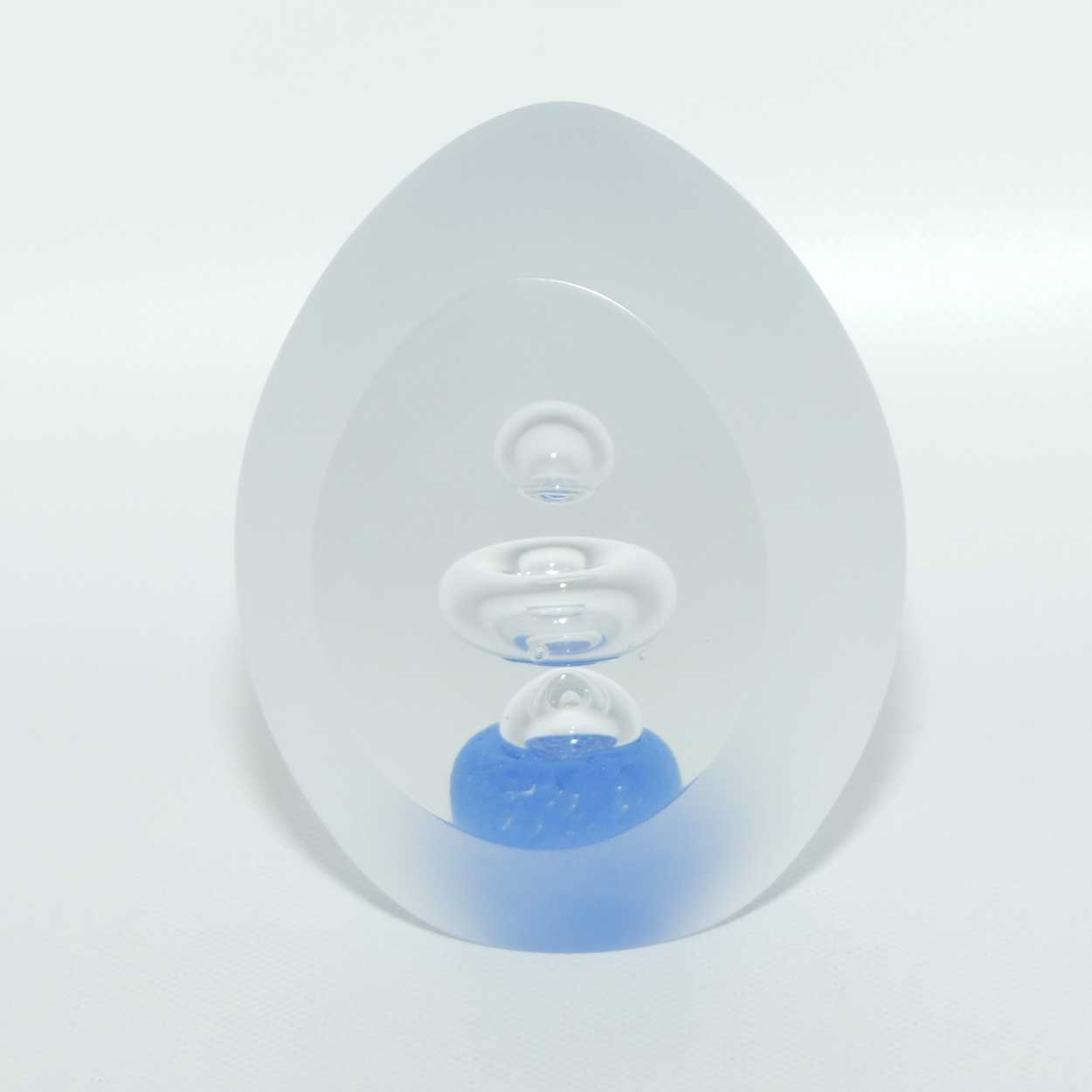 Bohemia Crystal Paris Decor Controlled Bubble paperweight with acid etched finish