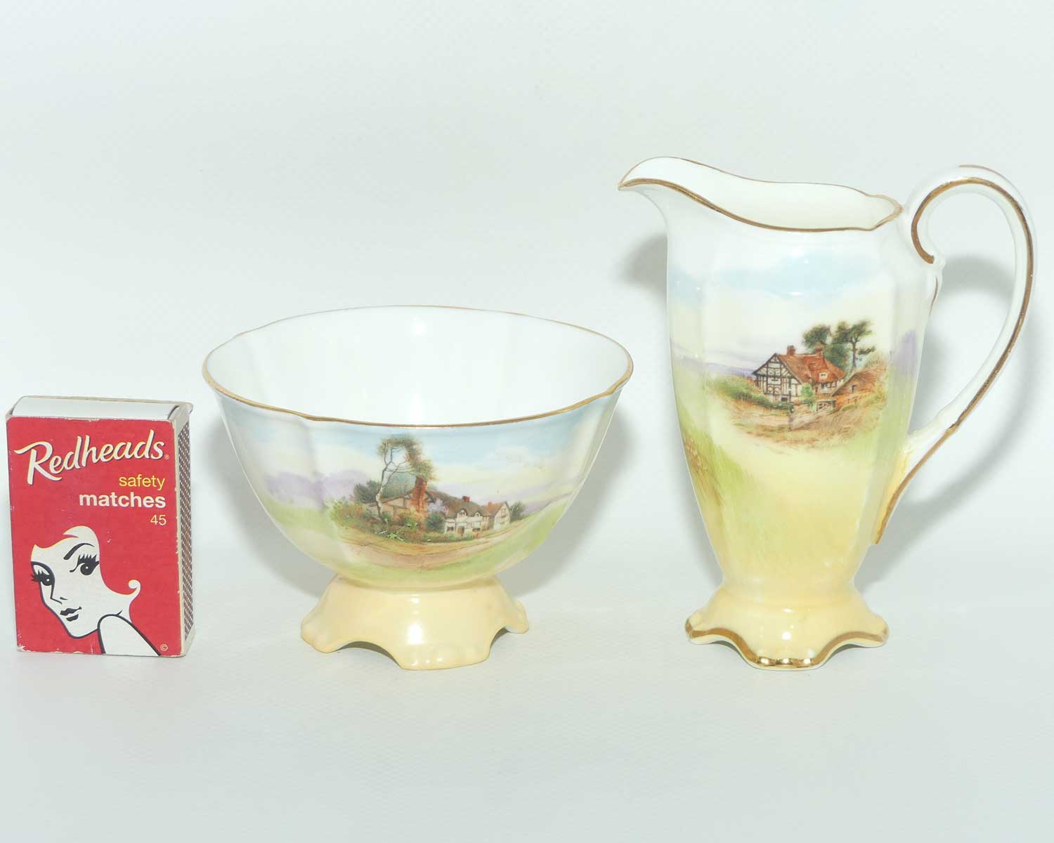 Royal Doulton English Cottages A fancy shape milk jug and sugar bowl | Fine Bone China
