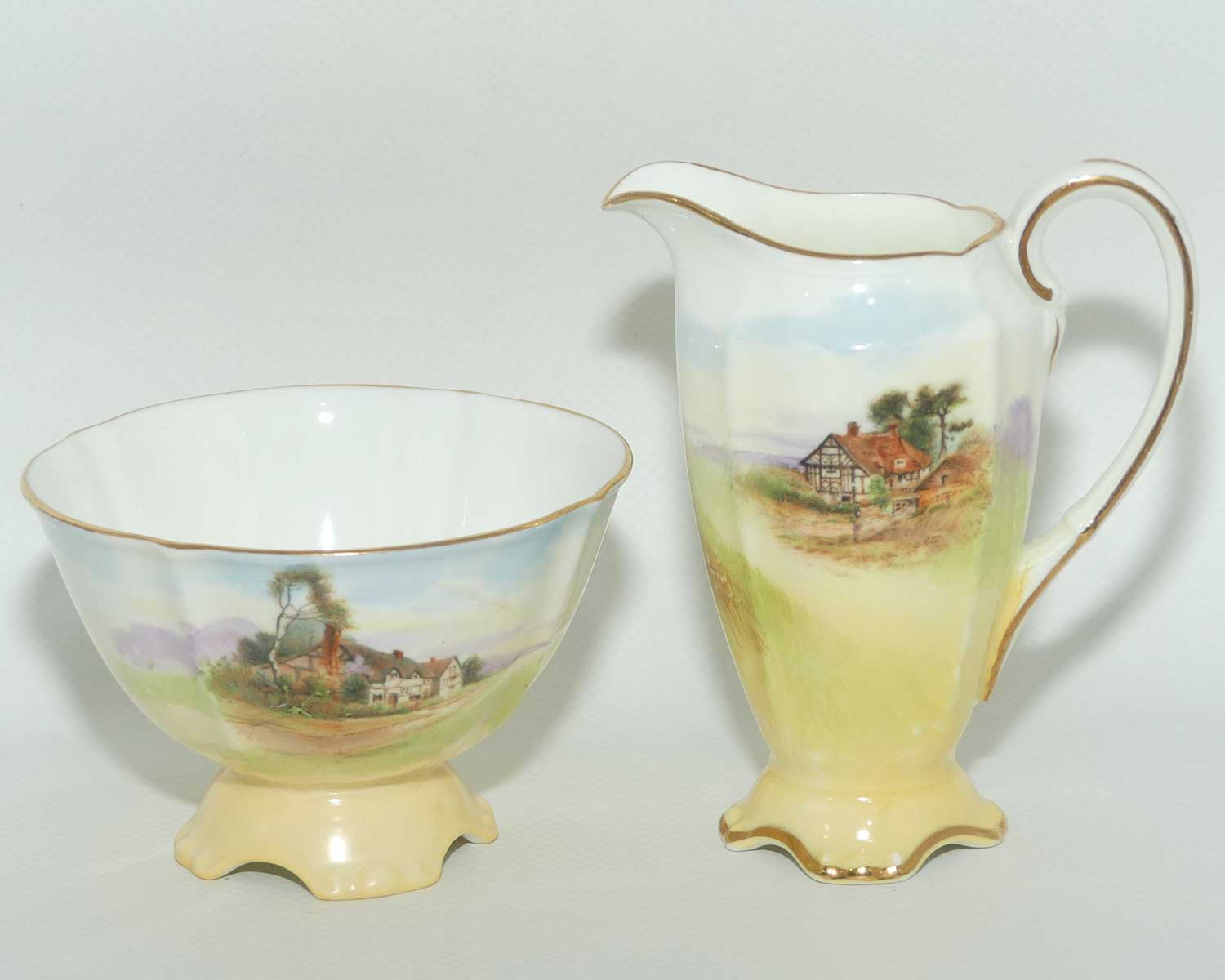 Royal Doulton English Cottages A fancy shape milk jug and sugar bowl | Fine Bone China