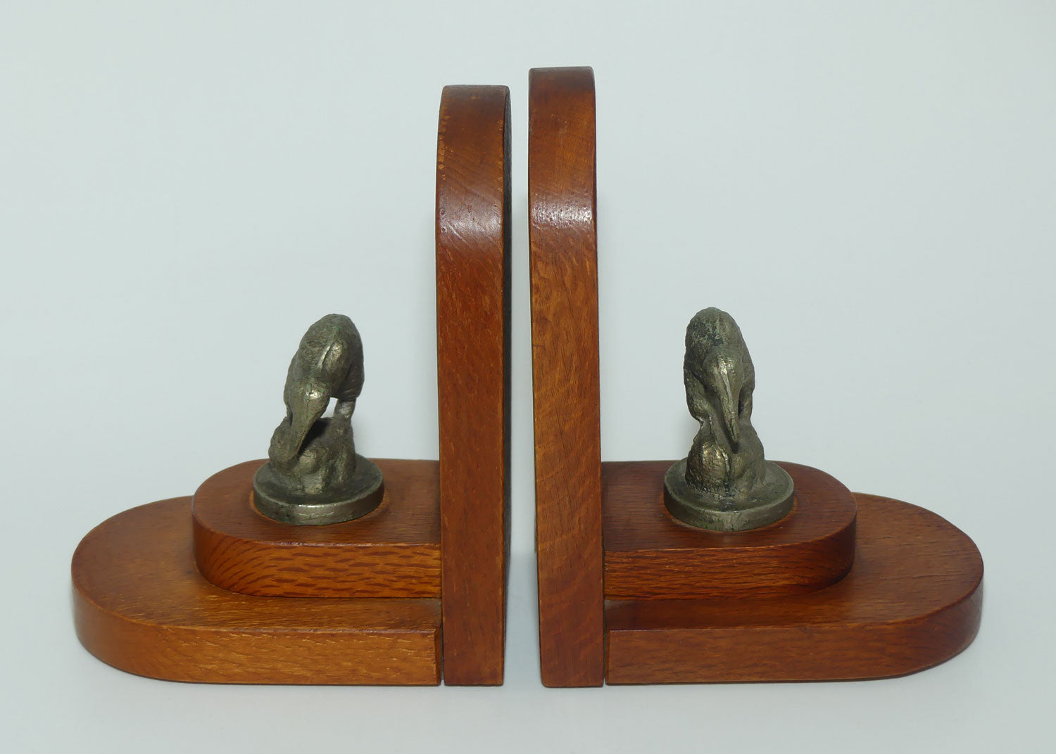 Pair of Bookends | New Zealand Kiwis on Rewarewa Wooden bases 