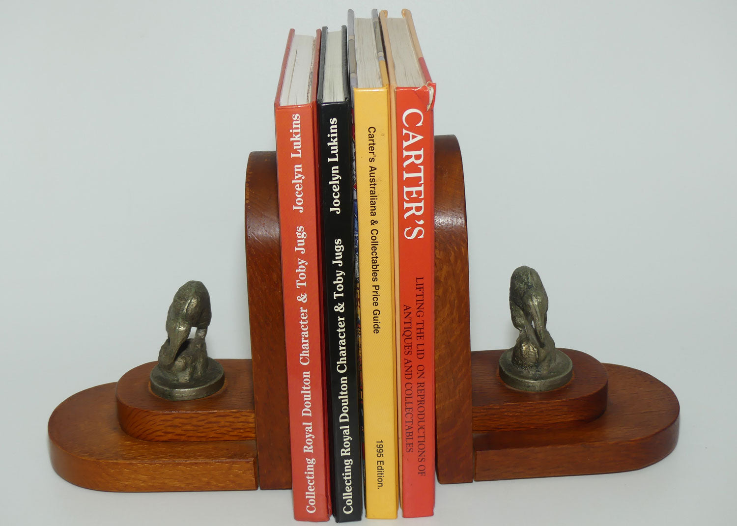 Pair of Bookends | New Zealand Kiwis on Rewarewa Wooden bases 