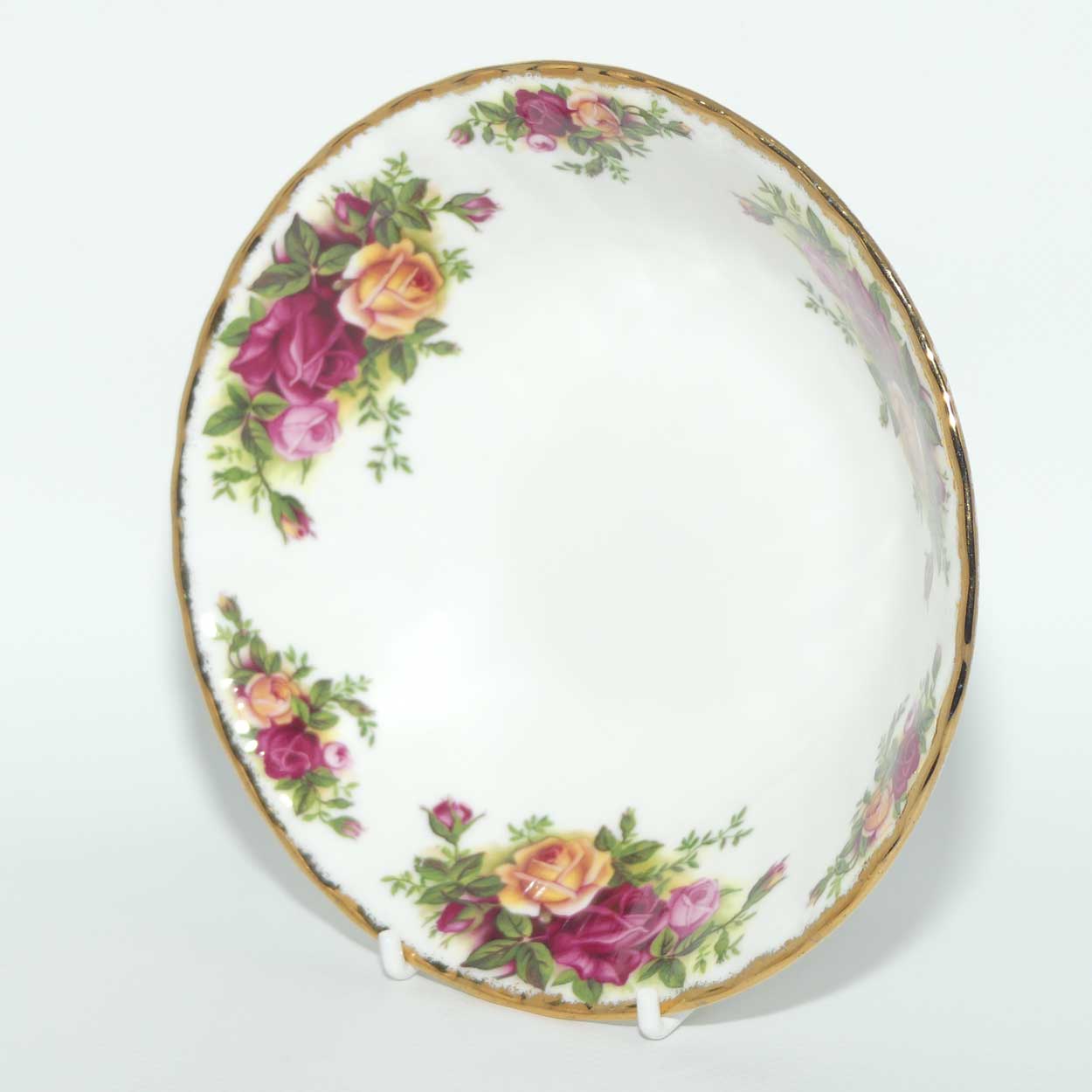Royal Albert Bone China England Old Country Roses bowl | 16cm | © 1962 Royal Albert Ltd backstamp