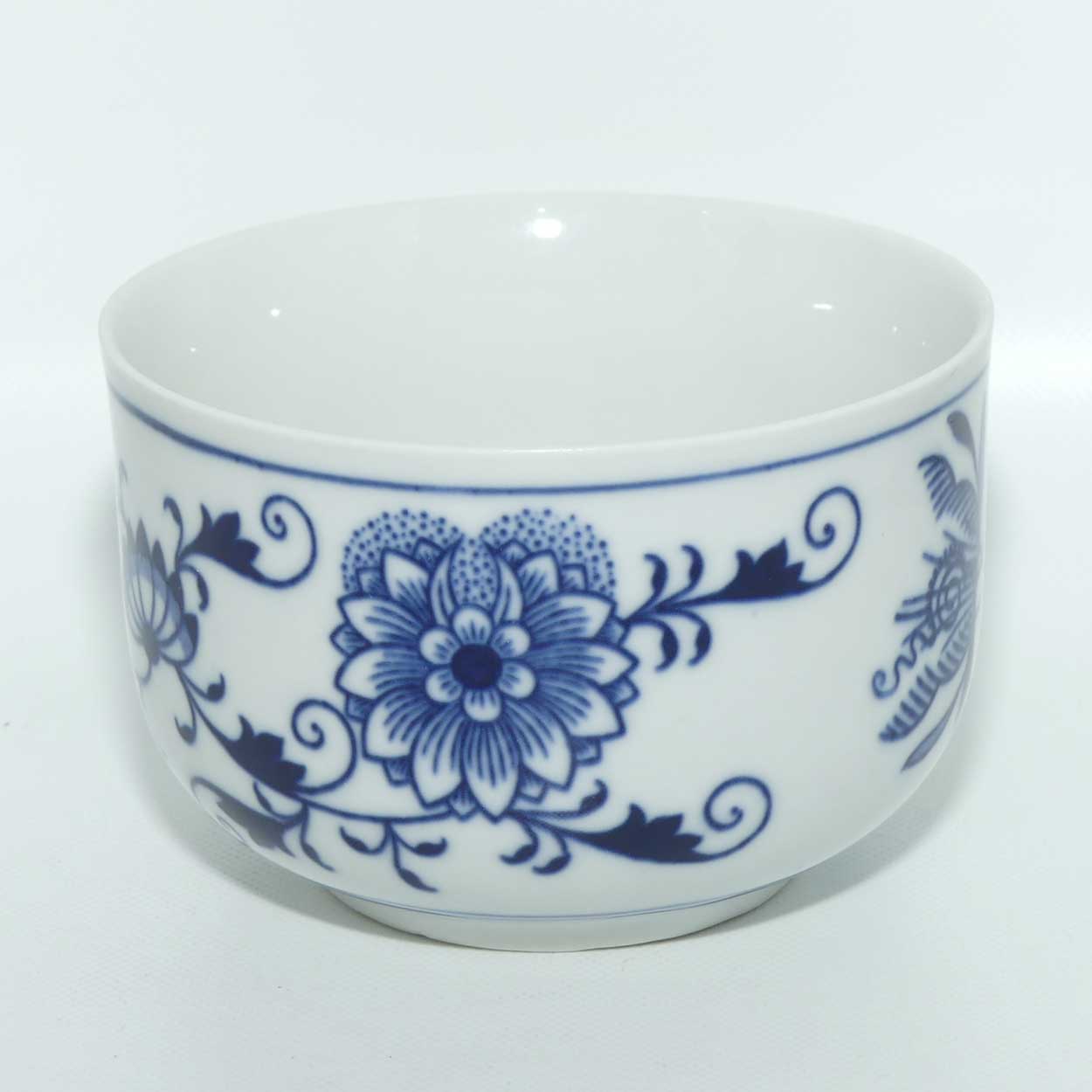 Meissen Blue Onion | Zwiebelmuster tea bowl | 10.5cm diameter