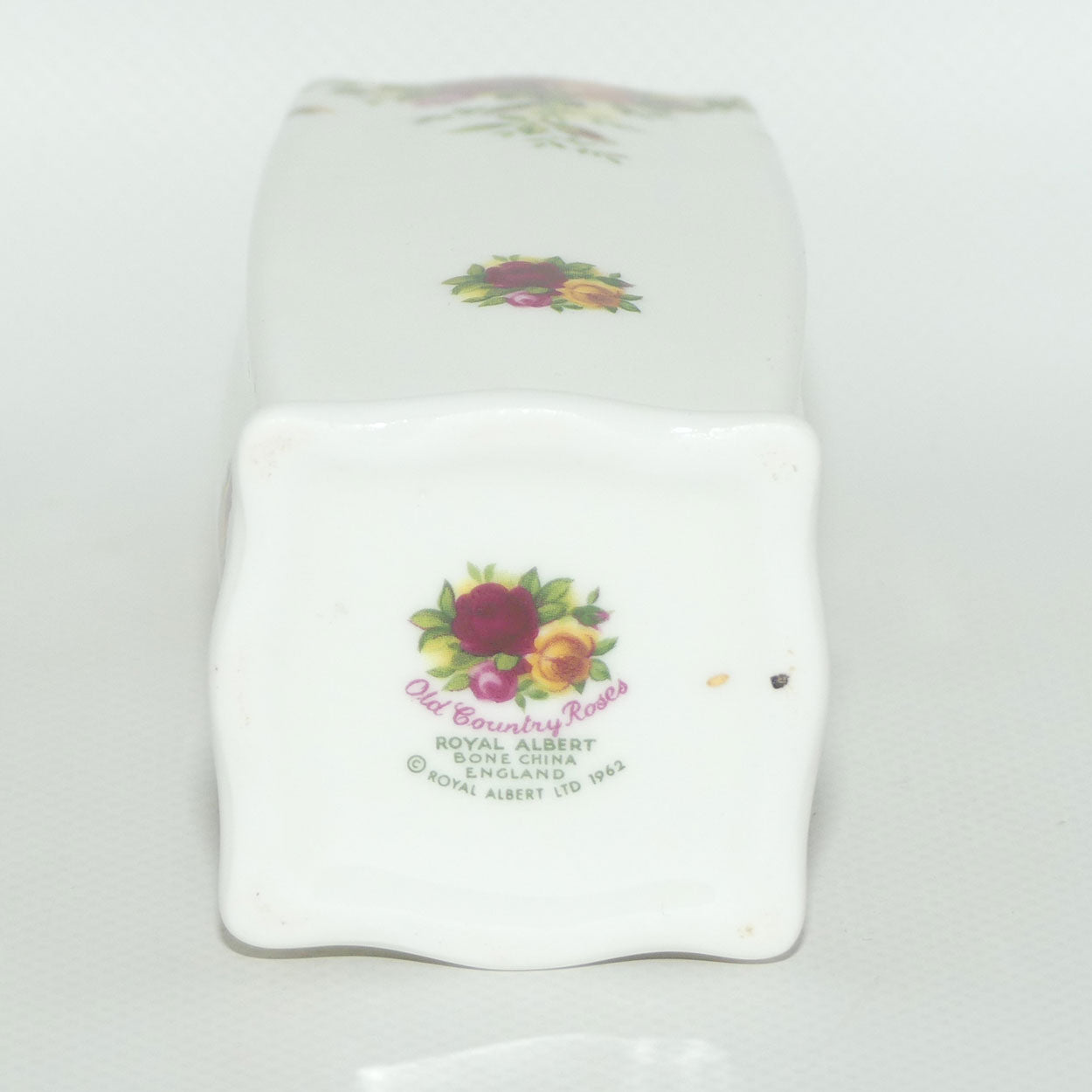 Royal Albert Bone China England Old Country Roses box section vase | ©1962 Royal Albert Ltd backstamp