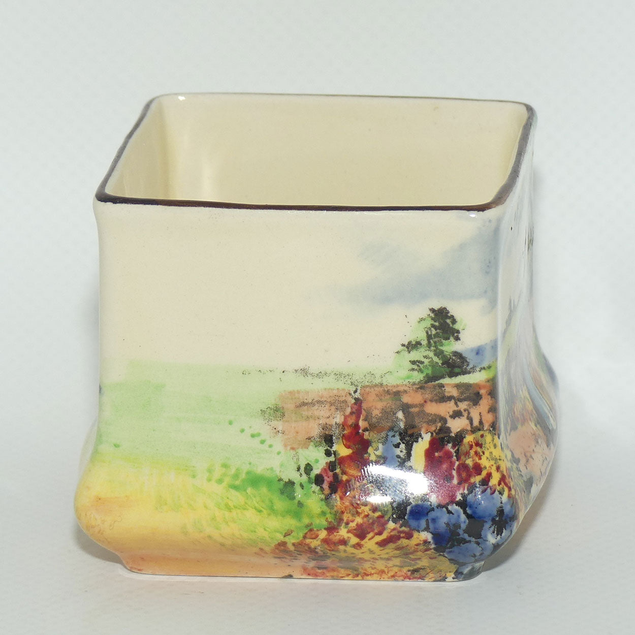 Royal Doulton Country Garden squat square vase D4932