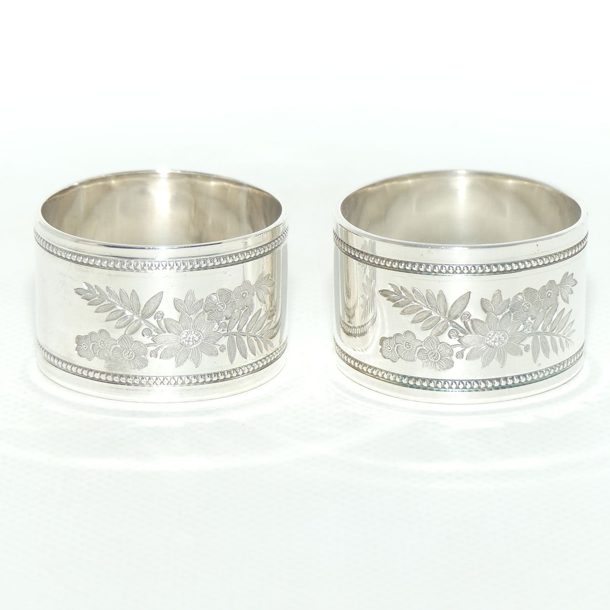 late Victorian era boxed pair of Silver Plated Napkin or Serviette rings