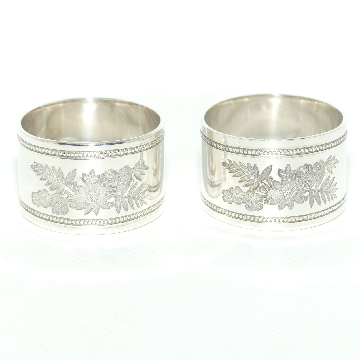 late Victorian era boxed pair of Silver Plated Napkin or Serviette rings