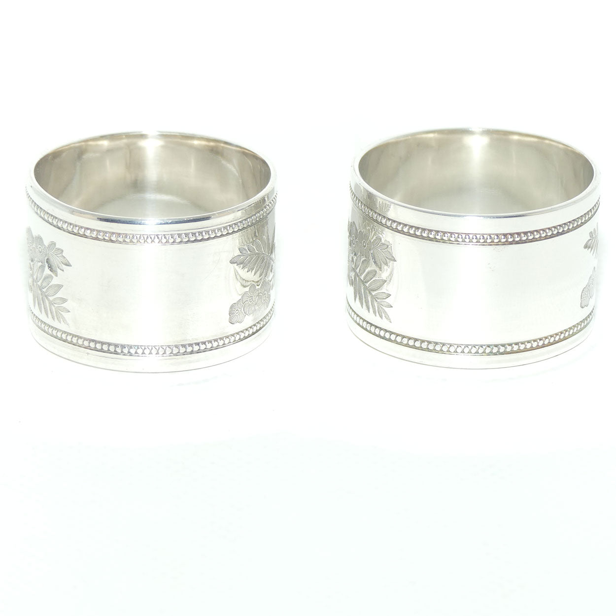 late Victorian era boxed pair of Silver Plated Napkin or Serviette rings