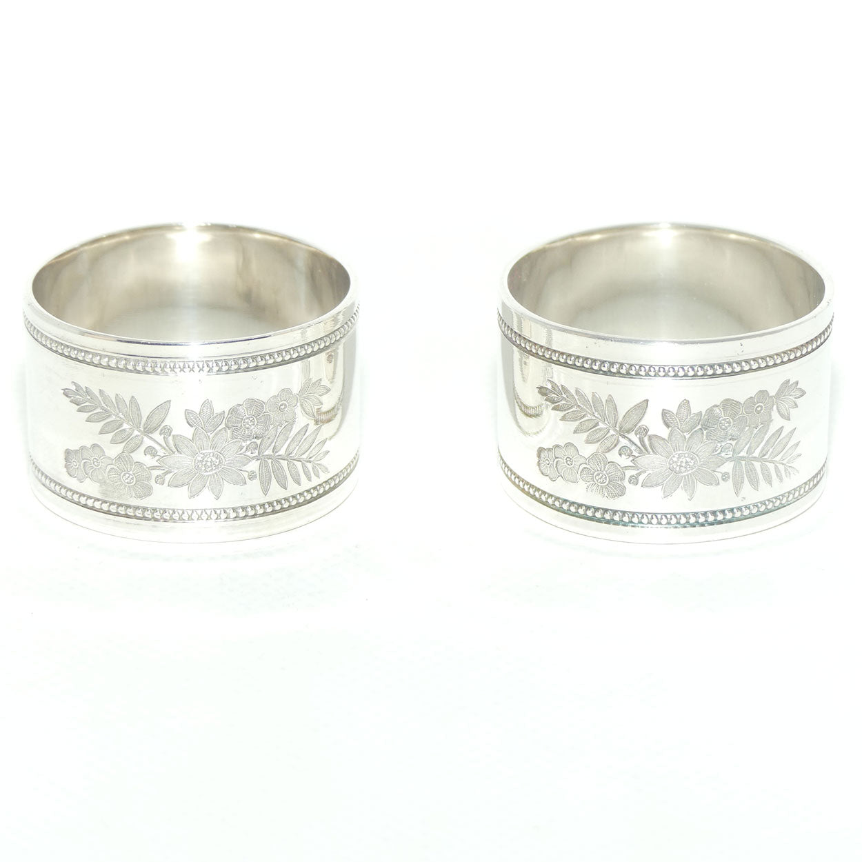 late Victorian era boxed pair of Silver Plated Napkin or Serviette rings