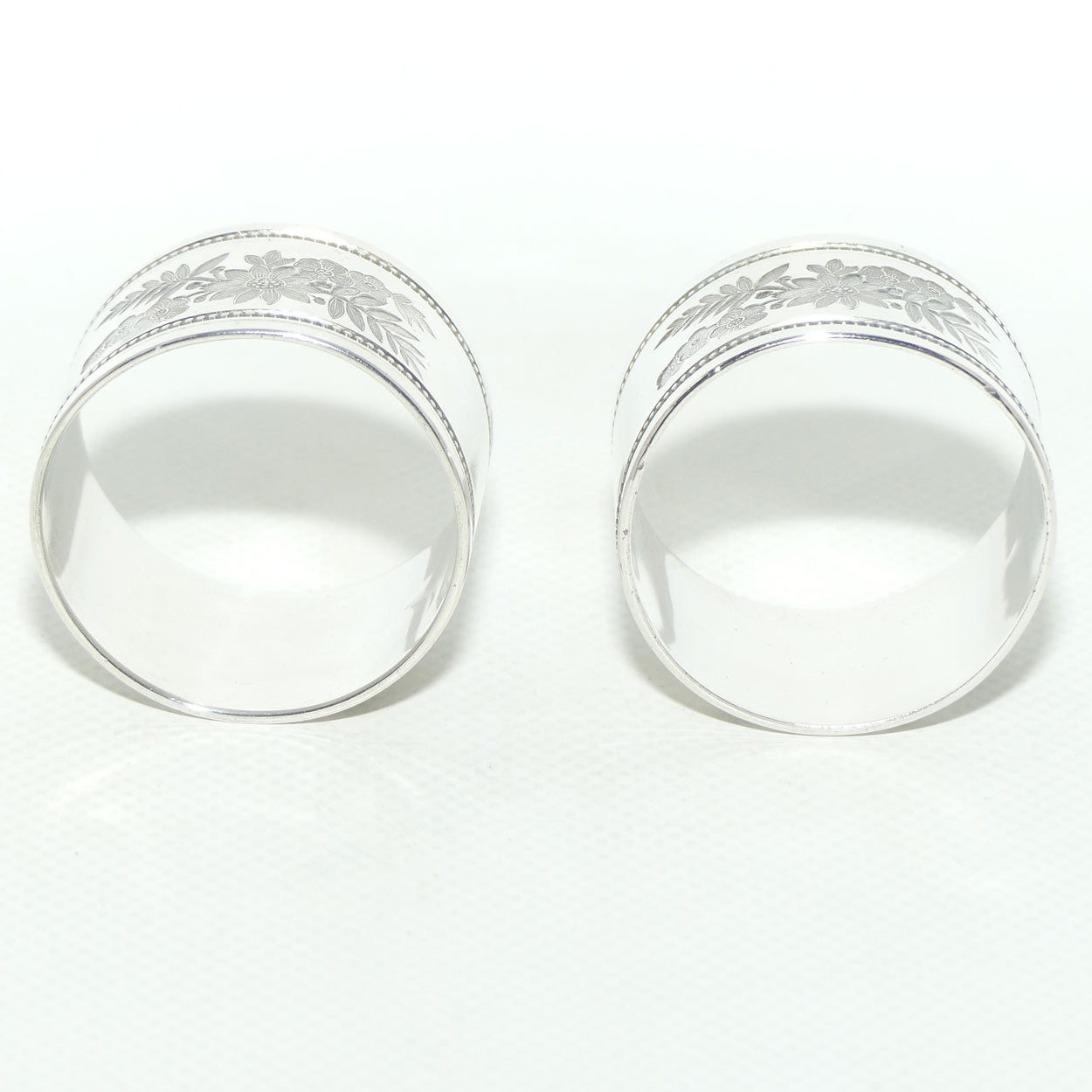 late Victorian era boxed pair of Silver Plated Napkin or Serviette rings